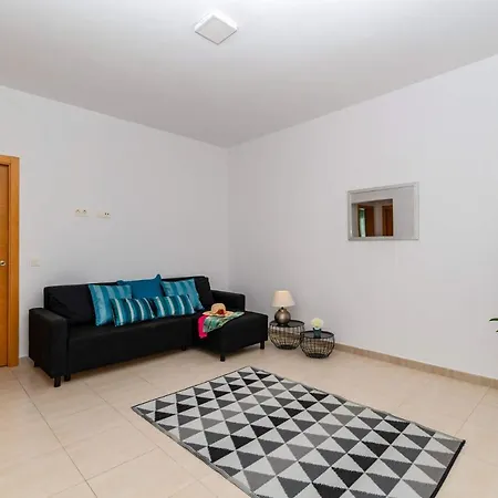 Villa Ruben By Puerto del Carmen (Lanzarote)